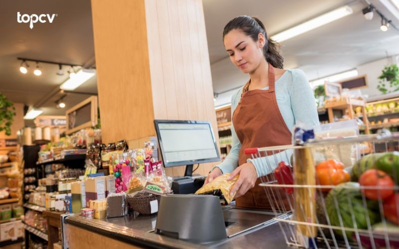 Bán hàng trong trung tâm thương mại là một trong những việc làm Hà Nam 